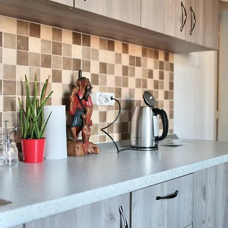 Your Deluxe In Center Bukareszt