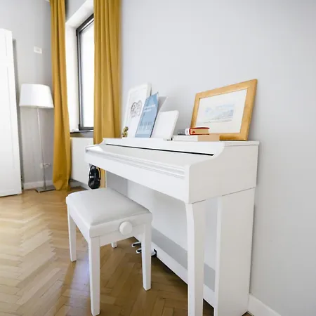 Your Deluxe In Center * Бухарест