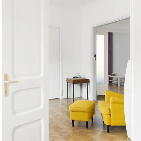 Your Deluxe In Center Bucharest