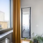 Your Deluxe In Center Apartman Bukarest