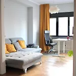 Your Deluxe In Center Apartman Bukarest